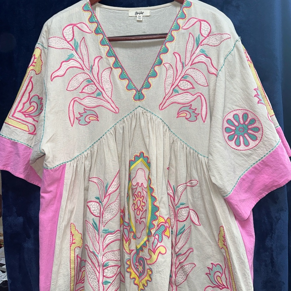 Billabong Cream Embroidered V-Neck Boho Top with Pink Accents